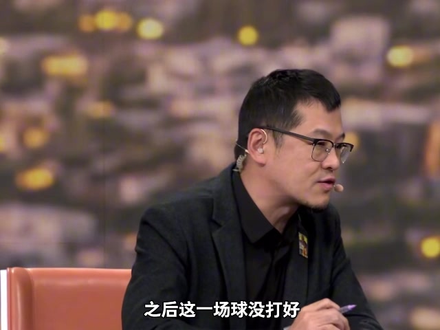 星空体育app下载-杨毅：里夫斯季后赛下限低&amp;当不了二当家 湖人得给东契奇配黑又硬